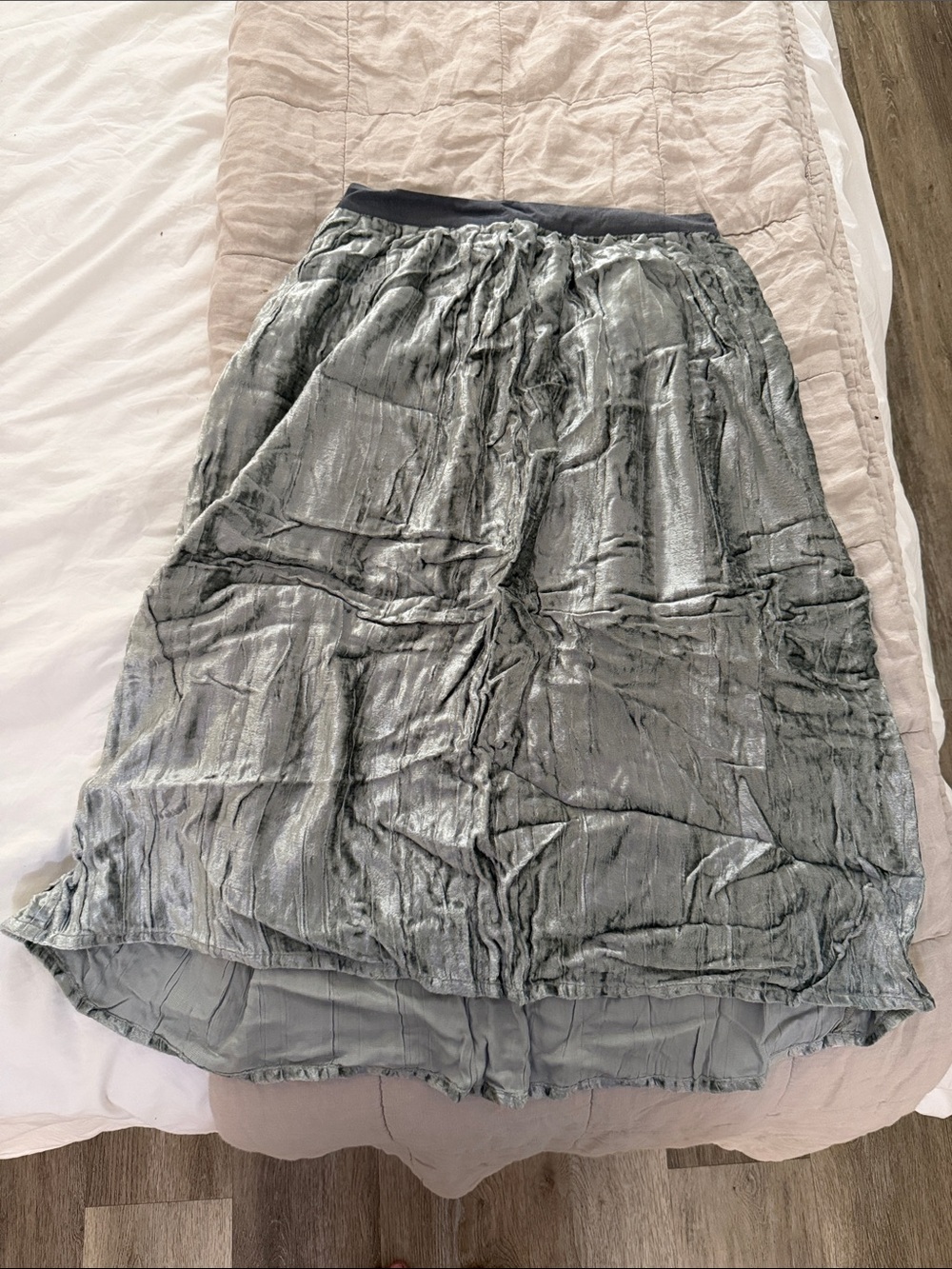 Bl^Nk London Crushed Velvet Midi Skirt in Silver-Green